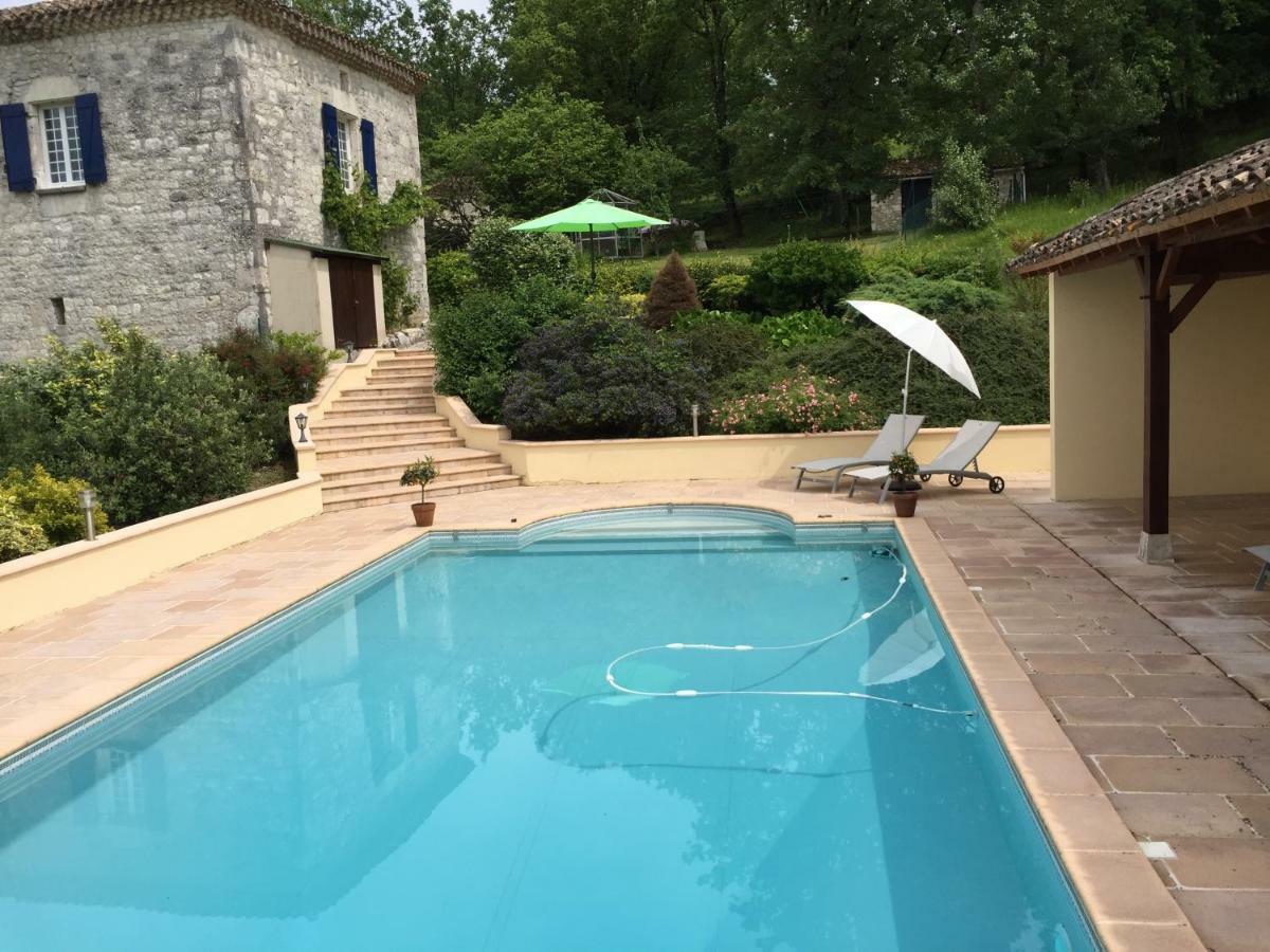 Bergerie Le Vieux Manoir Apartamento Valeilles Exterior foto
