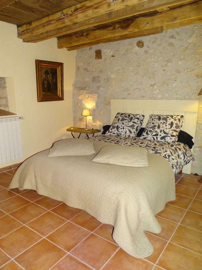 Bergerie Le Vieux Manoir Apartamento Valeilles Exterior foto